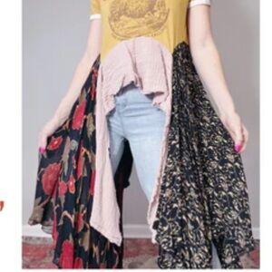 The Morgan Factory Boho Repurposed Split Side Tunic Cold Shoulder Free Size OS